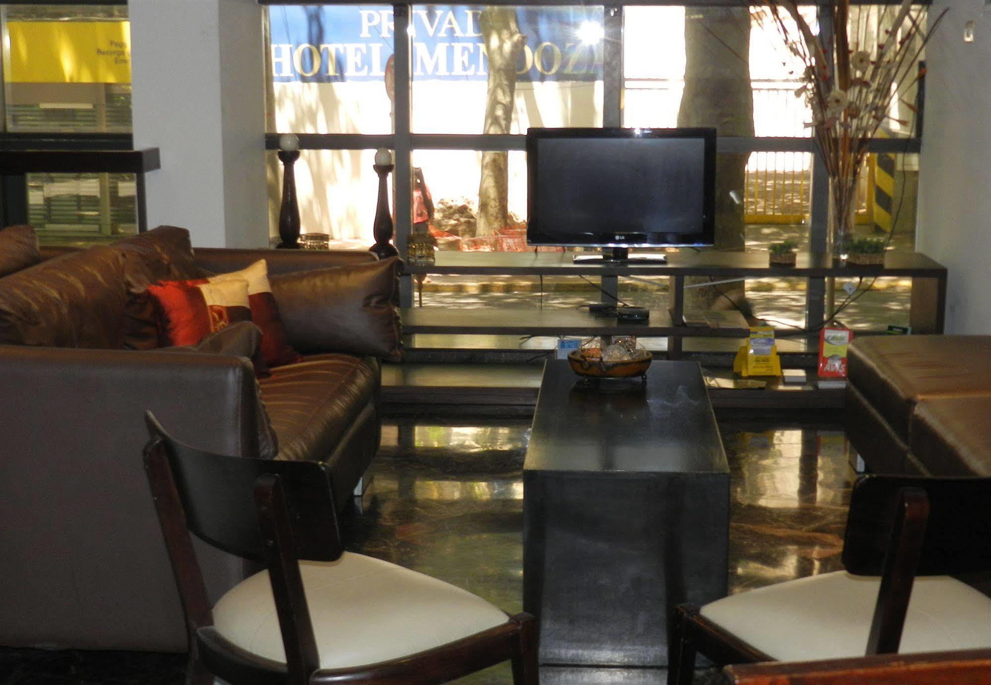Hotel Mendoza Hotel